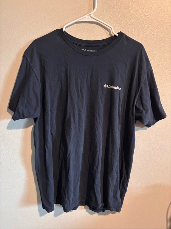 Columbia Other - Columbia Navy Blue Logo Crewneck Tee